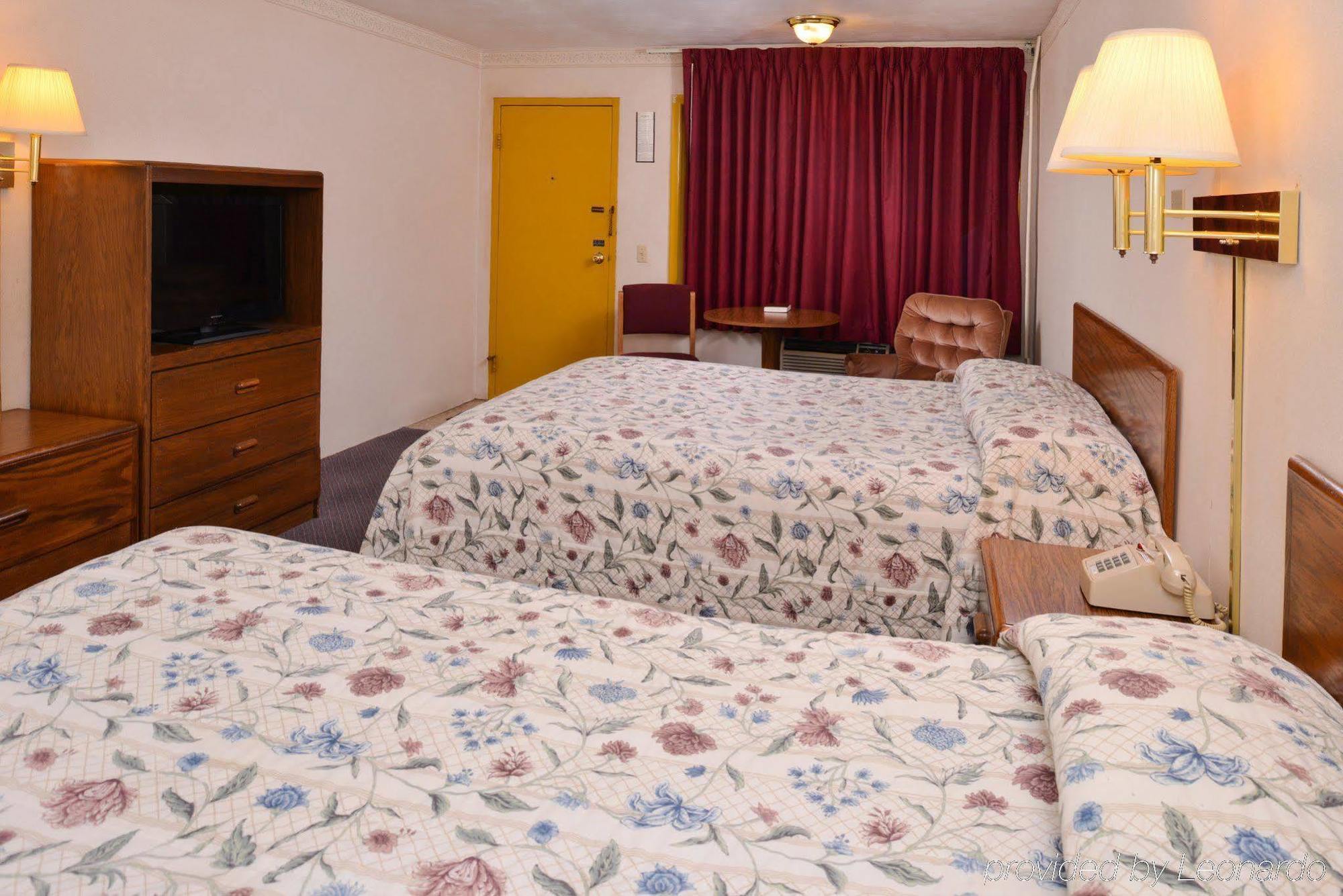 Red Carpet Inn North East Εξωτερικό φωτογραφία