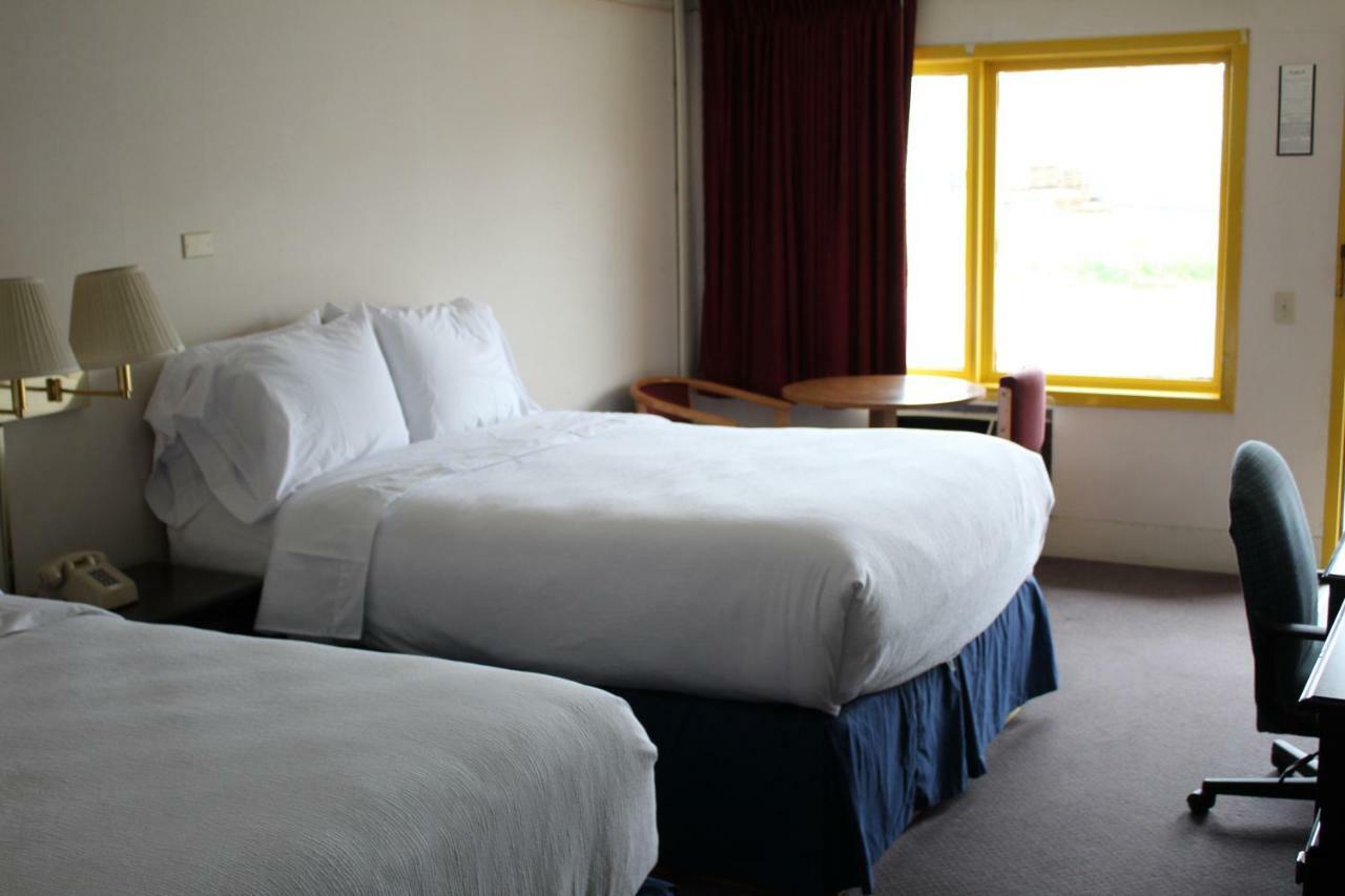 Red Carpet Inn North East Εξωτερικό φωτογραφία